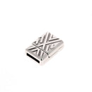 Fermoir bijou aimanté en forme de triangle pour lacet plat de 10 mm, en argent vieilli, création de bijoux.