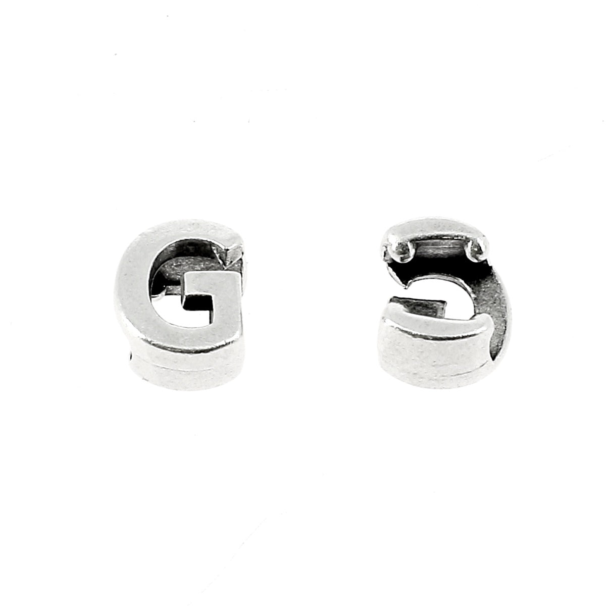 Coulissant à griffe lettre en argent vieilli avec lacet 5 mm, accessoire de création de bijoux élégant et sophistiqué.