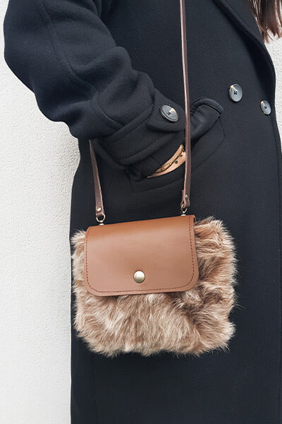 pochette en cuir de mouton lainé tutoriel gratuit