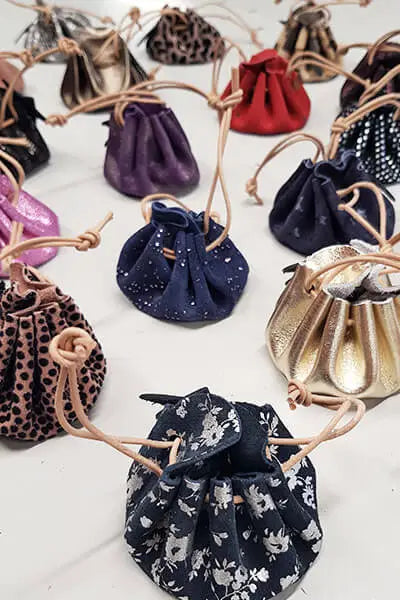 bourses en cuir 