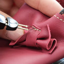 Brûle-fil électrique Thread Zap II, outil de mercerie à pile pour couper et brûler les fils textiles.