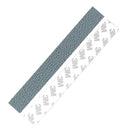 Morceau de cuir de requin autocollant bleu foncé de 20mm pour manchette, par Deco Cuir, visible avec surface texturée et finition brillante.