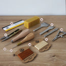 Kit d'outils Deco Cuir pour débuter le travail du cuir, comprenant outils essentiels et formation en ligne.