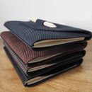 Kit DIY pour protège-carnet en croûte de cuir velours tressé A6, couleur bleu nuit, par Deco Cuir.