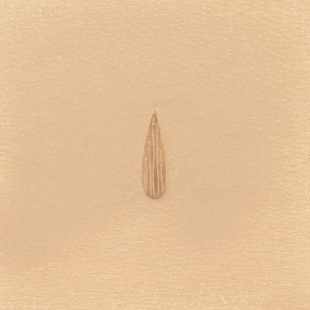 Outil Matoir sur manche Tandy Leather avec empreinte verticale striée 4,5 mm, pour travaux de maroquinerie.