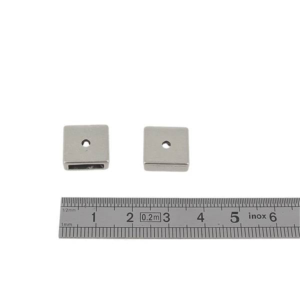 Coulissant étoile vide en argent vieilli, lanière de 10 mm, pour créations de bijoux, image montrant la pièce métallique.