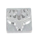 Outils Ivan Matoir 3D avec tête de cerf en relief, conçu pour la sculpture ou la décoration artistiques.