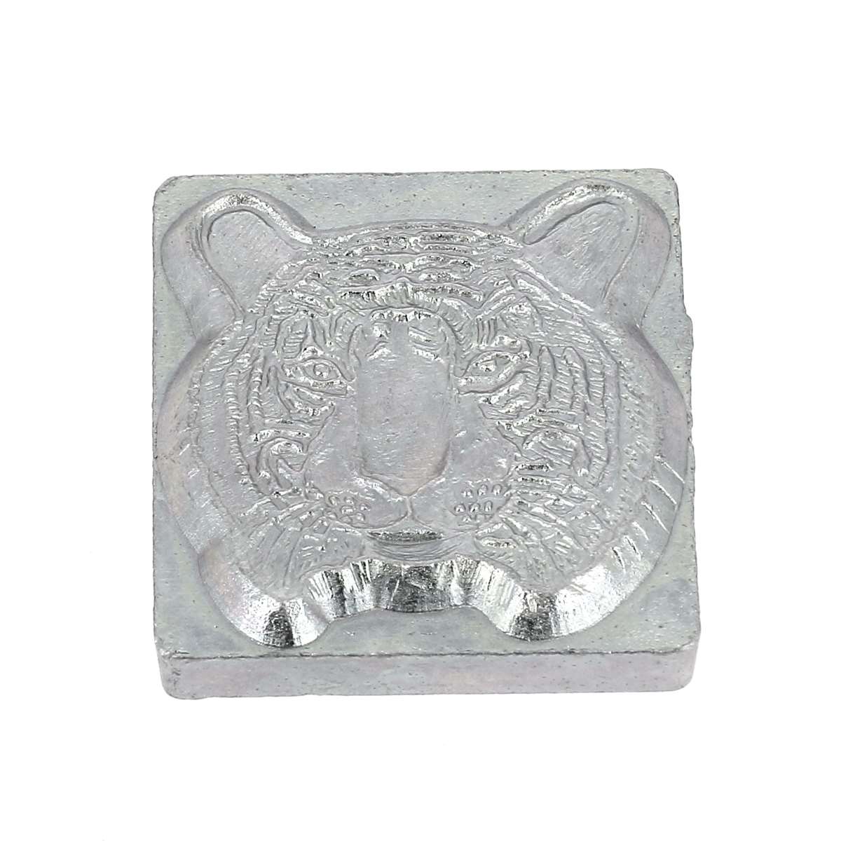 Outil Matoir 3D Ivan avec tête de tigre en métal, utilisé pour modeler ou travailler le bois et autres matériaux.