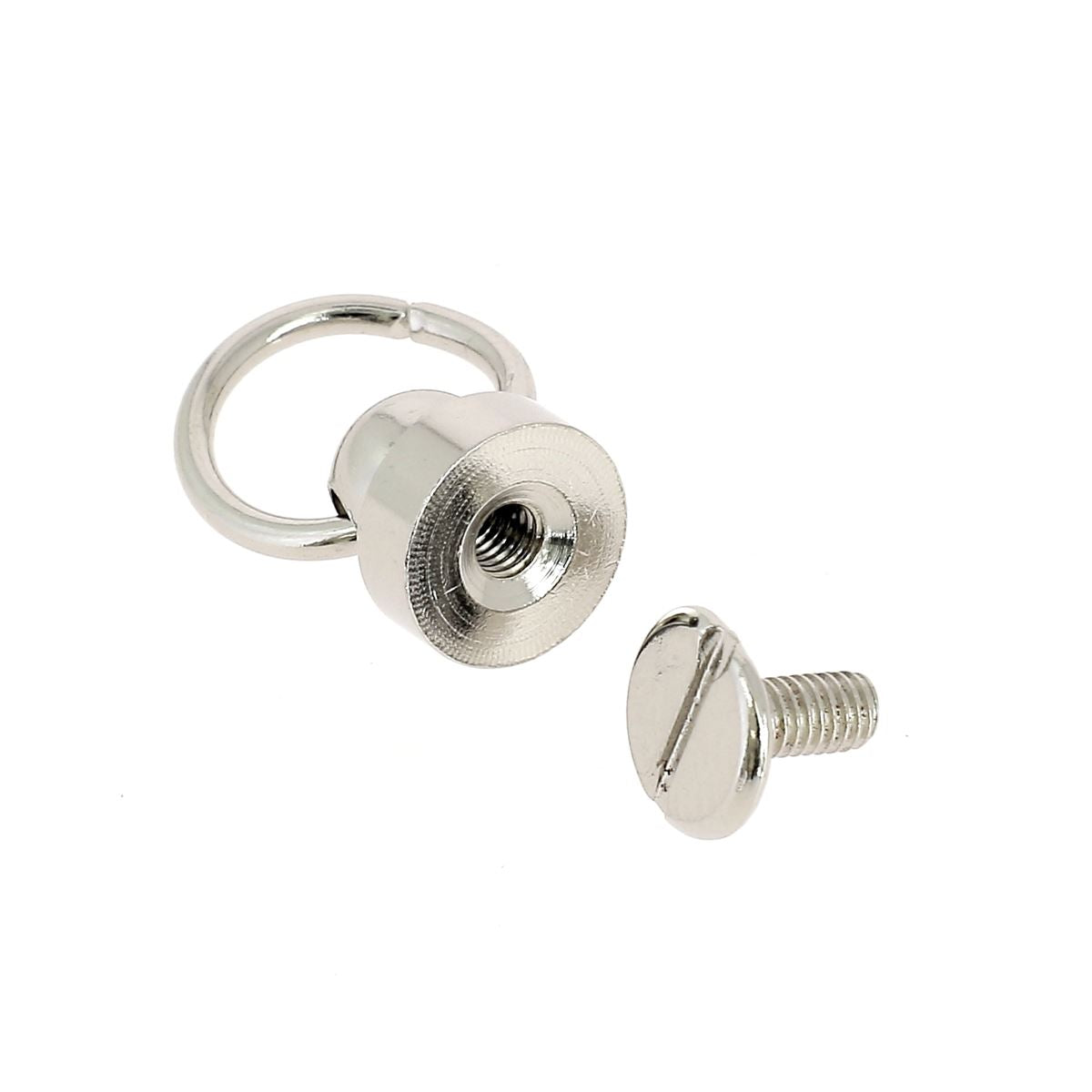 Bouton de col avec anneau de 9 mm en nickel, accessoire élégant pour vêtements, image montrant le détail du bouton.