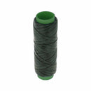 Bobine de 100m de fil polyester tressé et ciré de 1mm en vert foncé, pour mercerie et couture.