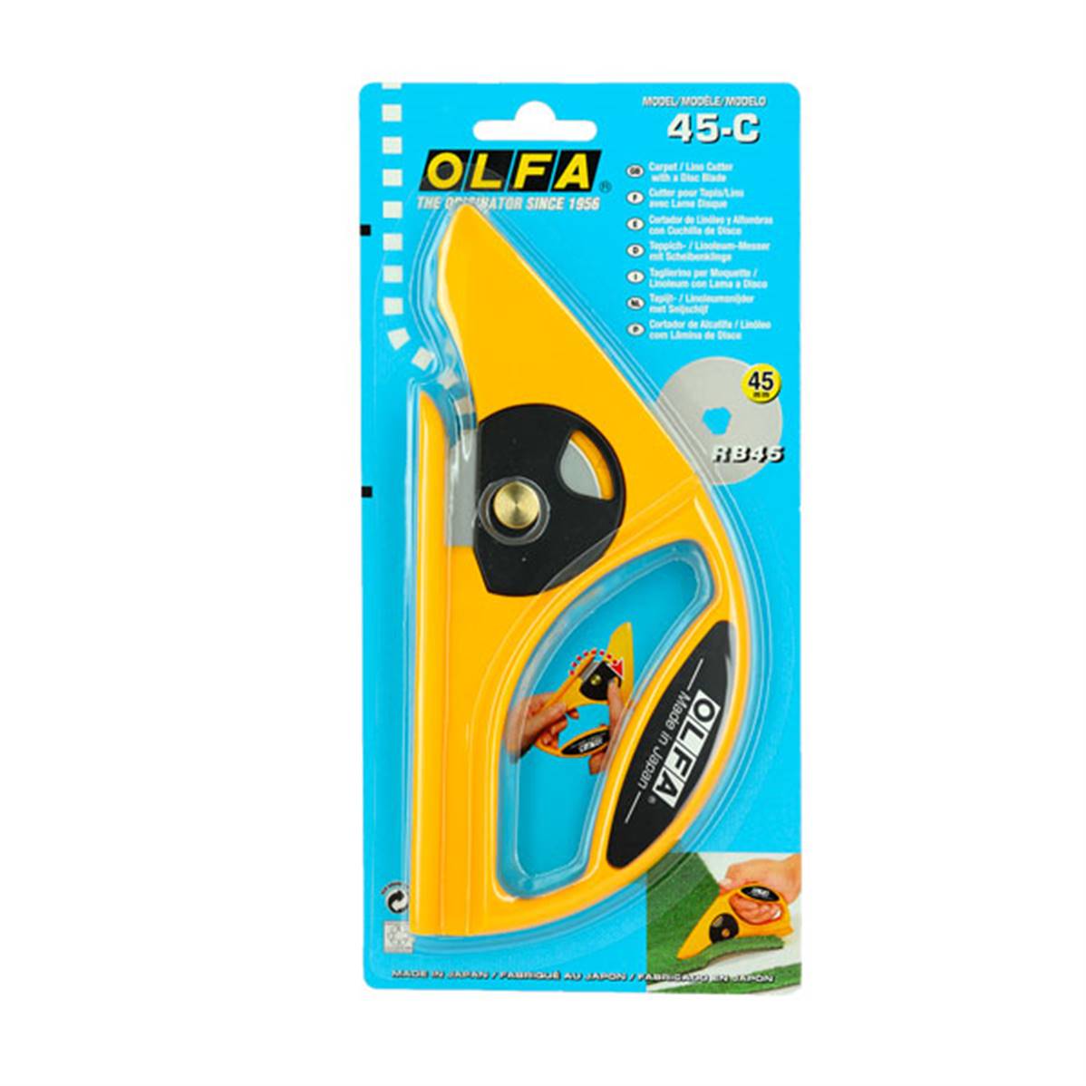 Cutter spécial cuir épais et ferme Olfa 45-C, outil robuste pour découpe précise de matériaux résistants, en action.