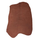 Peau de croûte de cuir de porc velours VELVET de couleur brique, texture douce et veloutée, vue en gros plan.