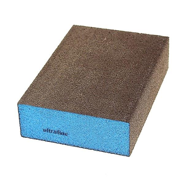 Éponge abrasive ultrafine Sia pour outils de nettoyage, visible en gros plan sur l'image.
