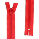 Fermeture à glissière en nylon rouge de 6 mm, mercerie Autres, vue rapprochée sur la glissière.