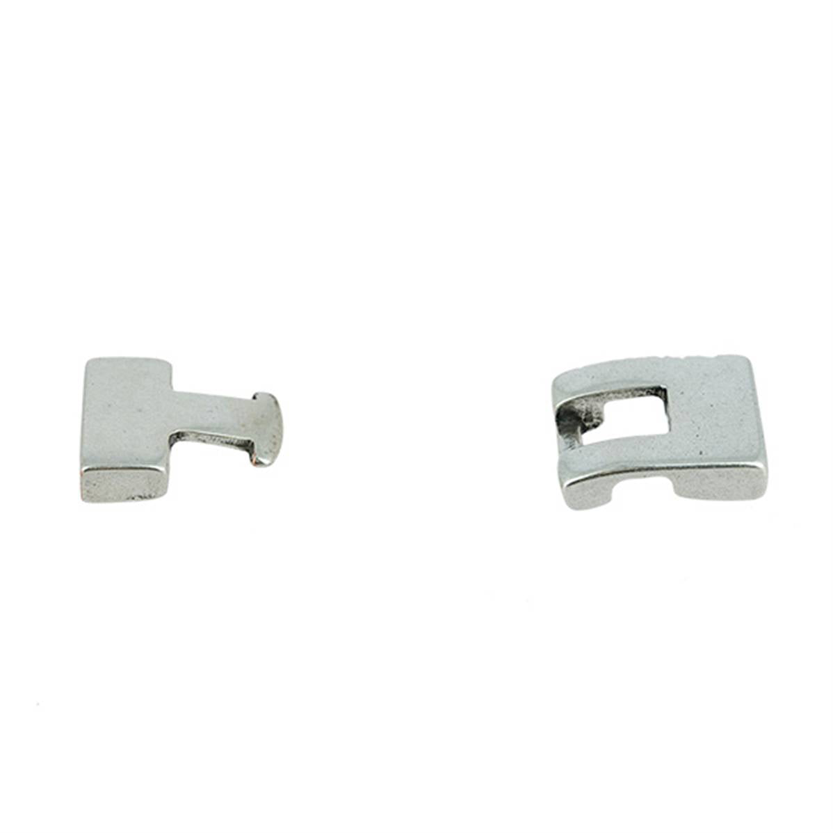 Fermoir bijou TESSA en laiton argenté vieilli, pour créations de bijoux avec lacet plat, image montrant le fermoir.
