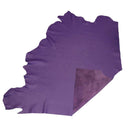 Grand morceau de cuir de vachette GRANITE violet, peaux de cuir authentiques, surface texturée, pour projets de maroquinerie ou décoration.