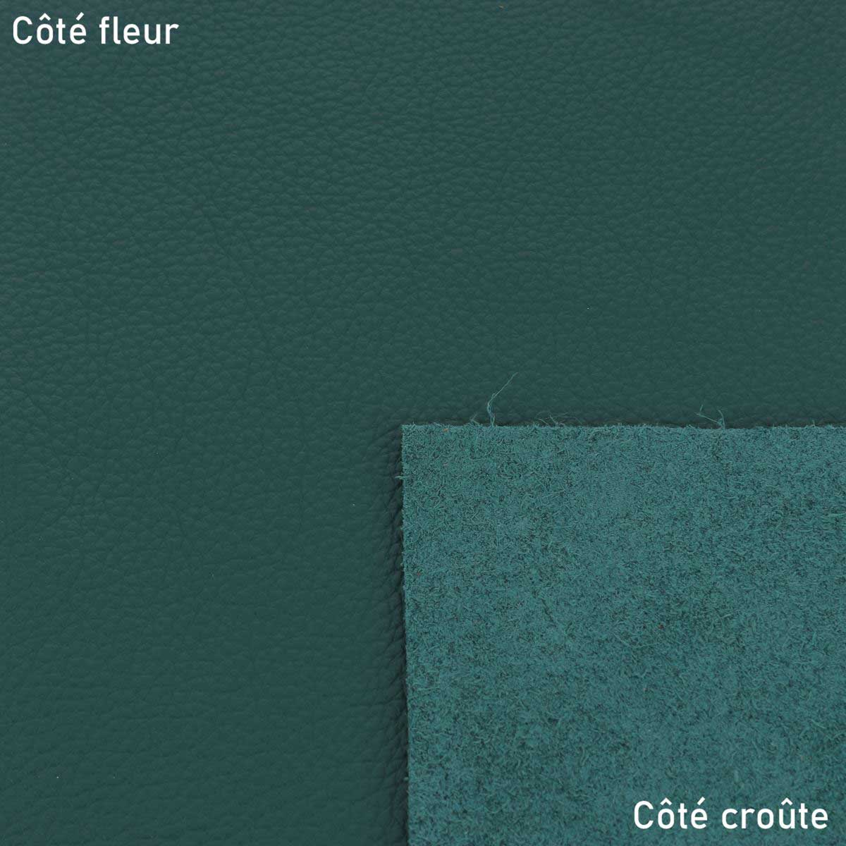 Échantillon de cuir vachette GRANITE de couleur vert bouteille, fabriqué par Deco Cuir, montrant la texture du cuir.