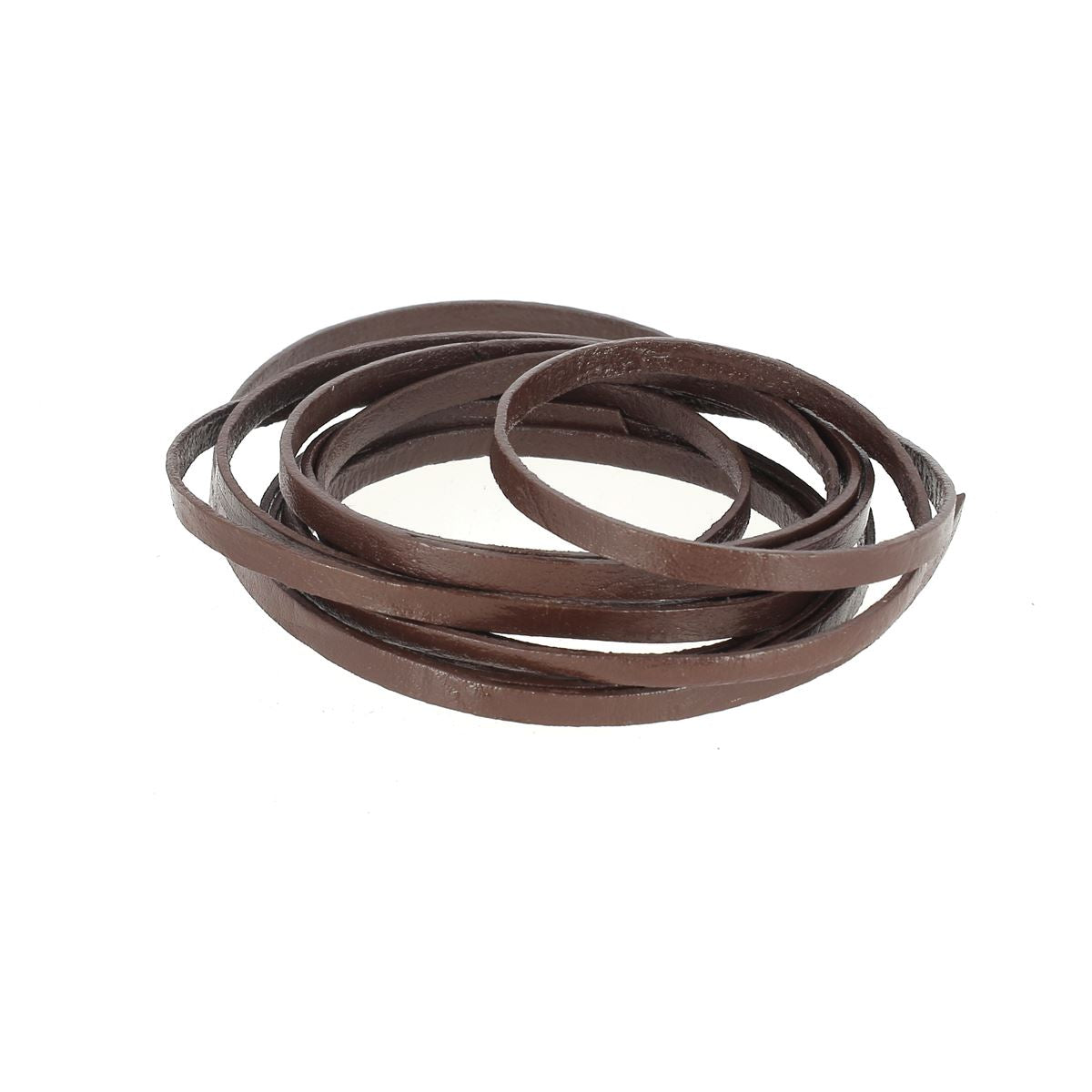 Lacet en cuir pigmenté plat de 4mm de large, par Deco Cuir, pour chaussures élégantes et durables.