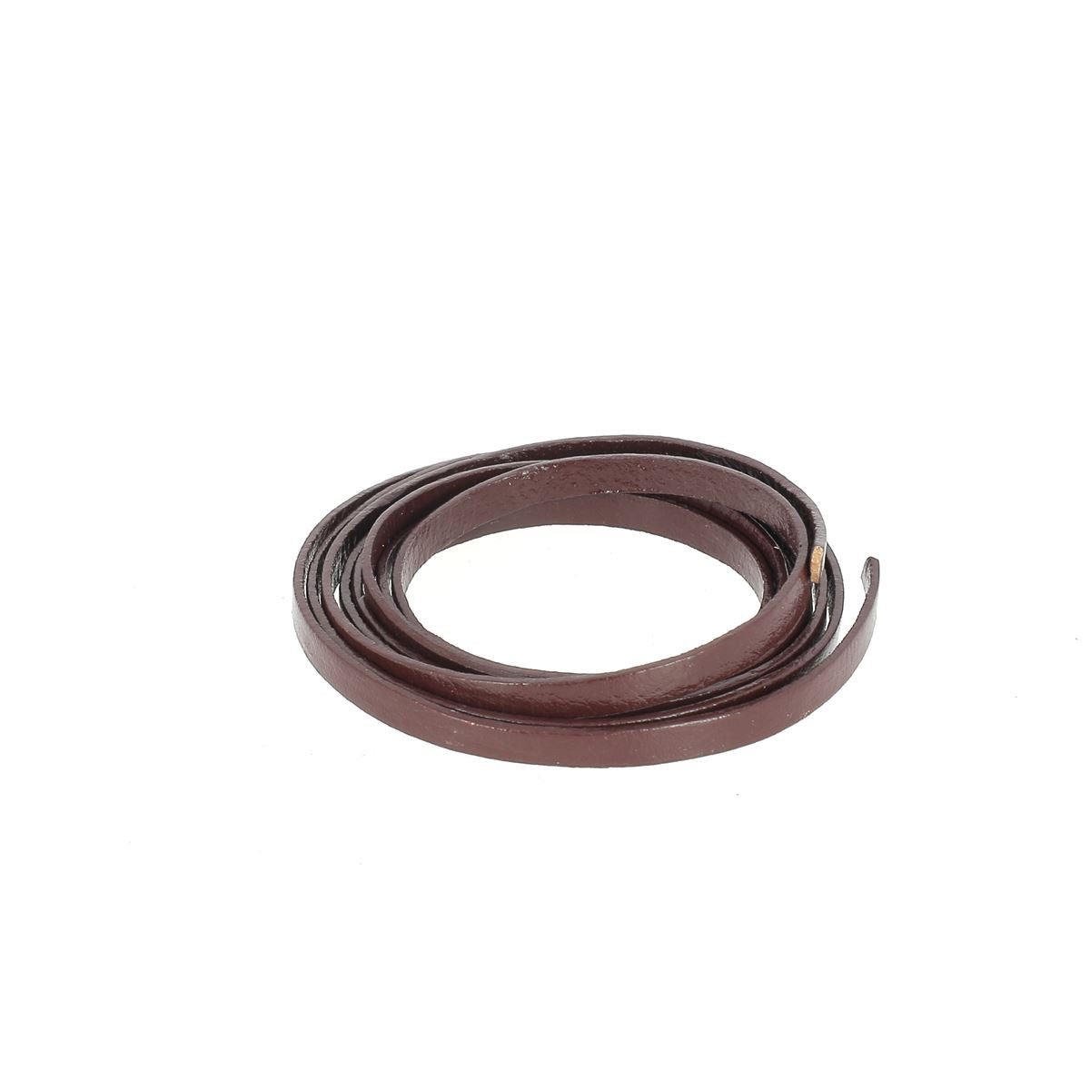 Lacets en cuir pigmenté plat Deco Cuir, largeur 4mm, pour chaussures, visibles en gros plan sur fond neutre.