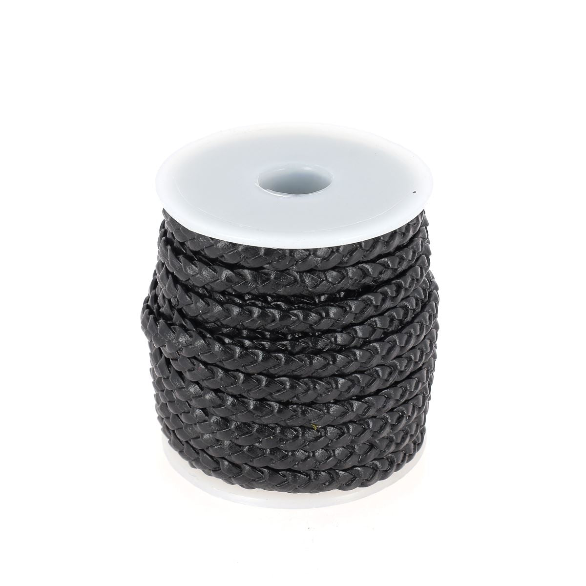 Lacet en cuir pigmenté noir, tressé plat de 6mm de largeur, par Deco Cuir, visible dans cette image.