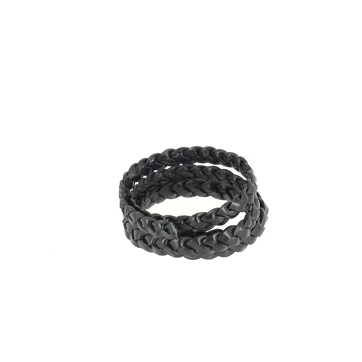 Lacet en cuir pigmenté noir, tressé plat de 8 mm de large, fabriqué par Deco Cuir, pour chaussures élégantes.
