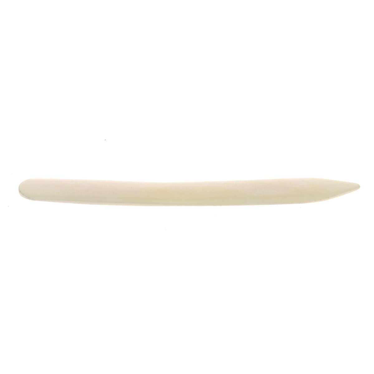 Lissette en os, outil artisanal en os naturel, utilisé pour la fabrication ou la finition, avec une forme ergonomique.