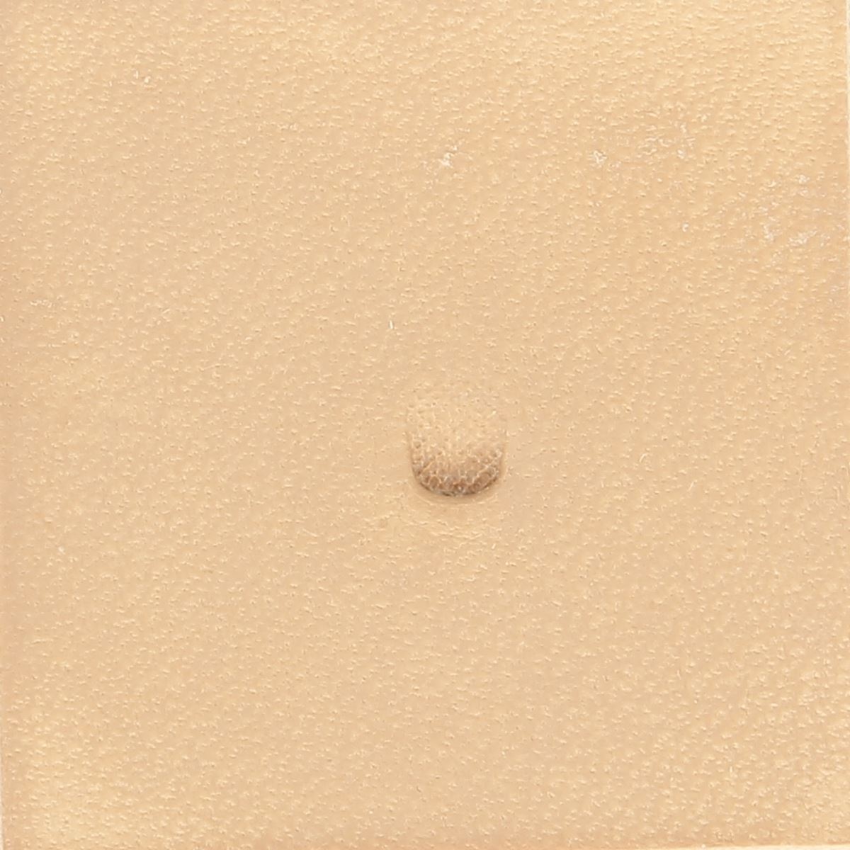 Matoir sur manche Tandy Leather pour biseautage, outil de 5 mm avec surface quadrillée, utilisé pour le travail du cuir.