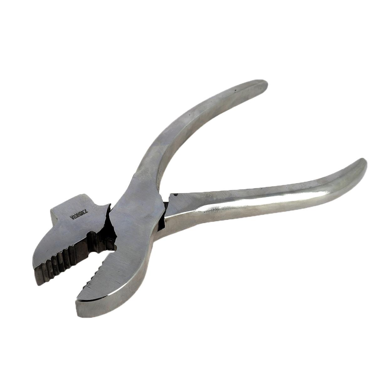 Pince à tendre marteau polie Vergez Blanchard de 18 cm, outil professionnel pour ajustements précis.