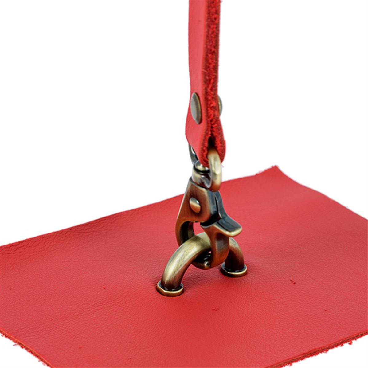 Pontet rond de 15mm en laiton vieilli, accessoire pour poignée, design élégant et robuste pour meubles ou portes.