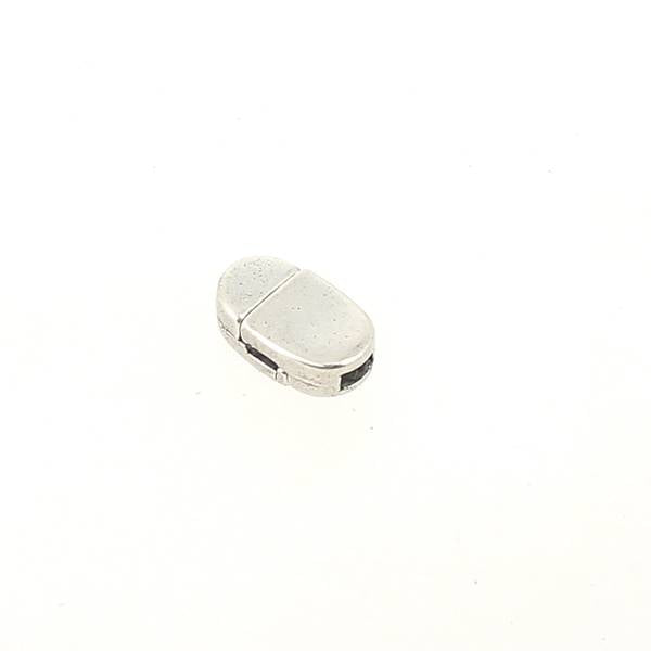 Fermoir bijou ovale aimanté pour lacet plat 5mm, création de bijoux, montre en métal argenté avec fermeture sécurisée.
