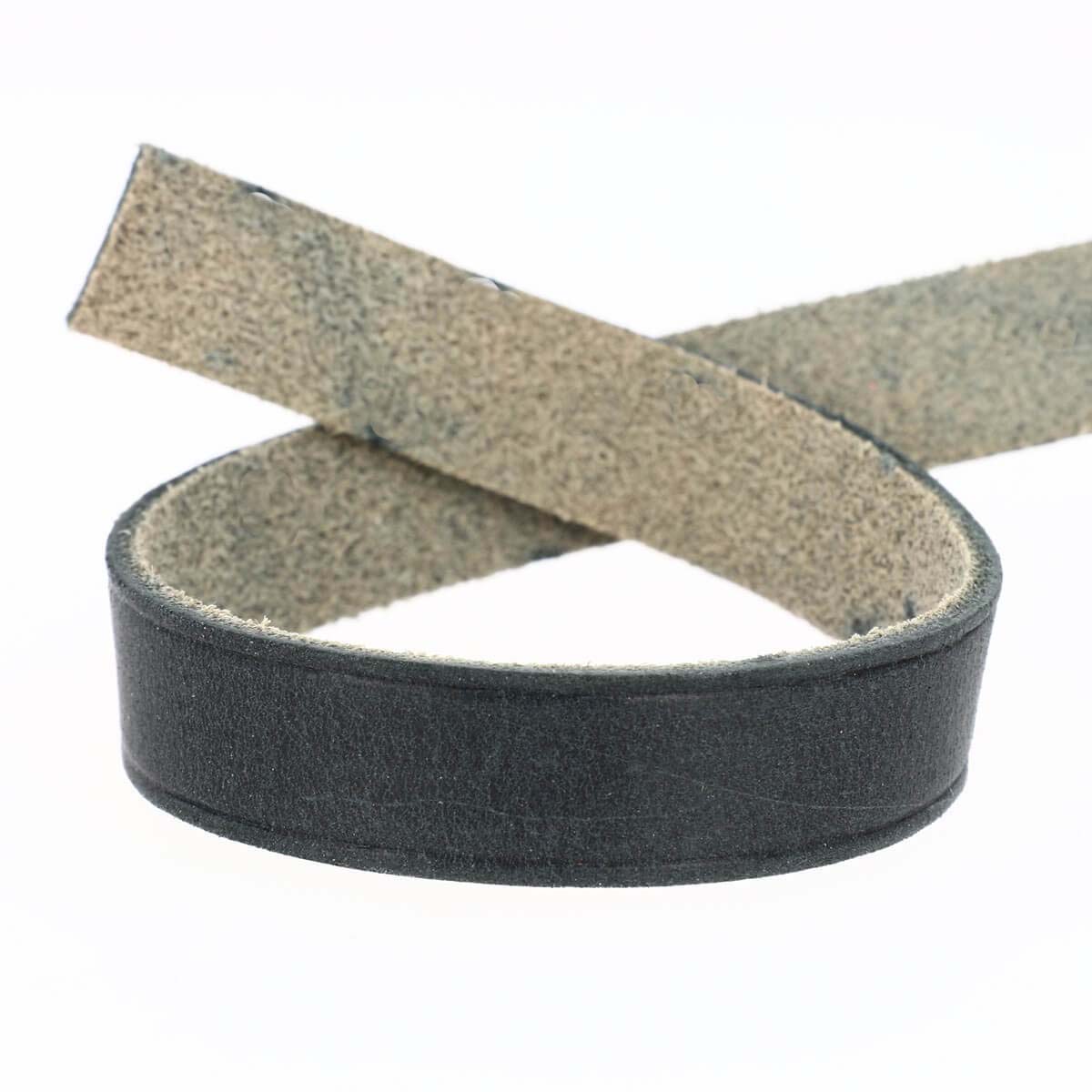 Passant de ceinture en cuir gras tannage végétal noir mat, 30cm, pour passants de ceinture en cuir.
