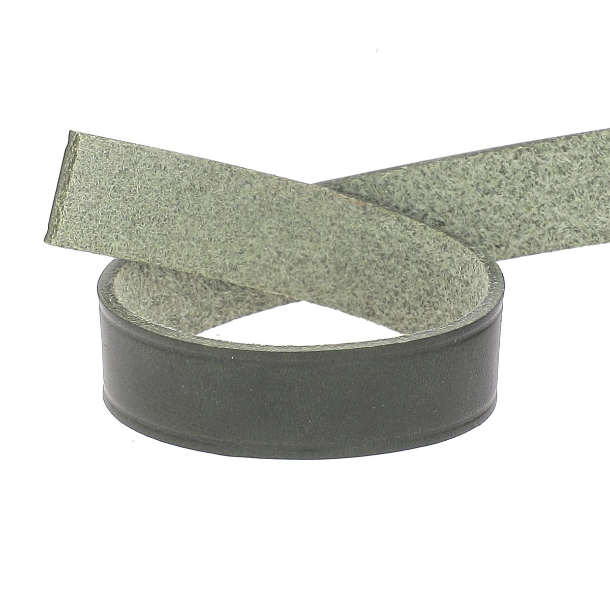 Passant de ceinture en cuir nourri lisse, tannage végétal, 30cm, couleur vert, pour ceinture élégante et durable.