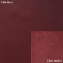 Morceau de peau de cuir de vachette SWEET 2 Bordeaux, texture lisse et naturelle, pour confection ou décoration.