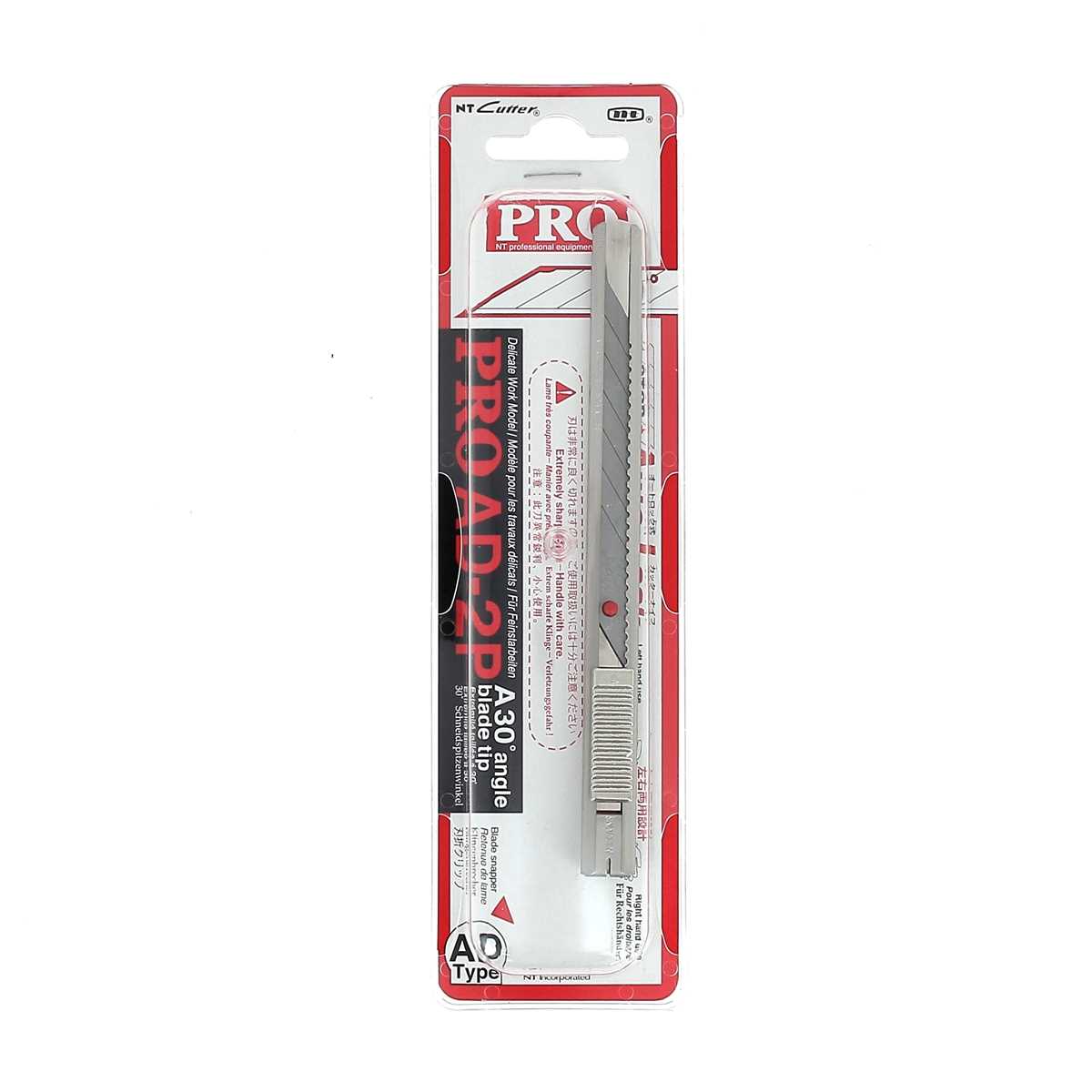 Cutter NT Cutter 9 mm avec lame 30° en inox, outil professionnel japonais, modèle PRO AD-2P, usage précis.