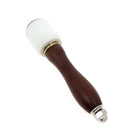 Maillet rond Oka de 370g, outil en acier avec tête conique, utilisé pour façonnage et assemblage.
