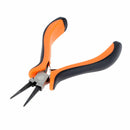 Mini-pince à bec court et rond Tan Company, 12,5 cm, outil en métal avec manche bi-matière pour travaux précis.