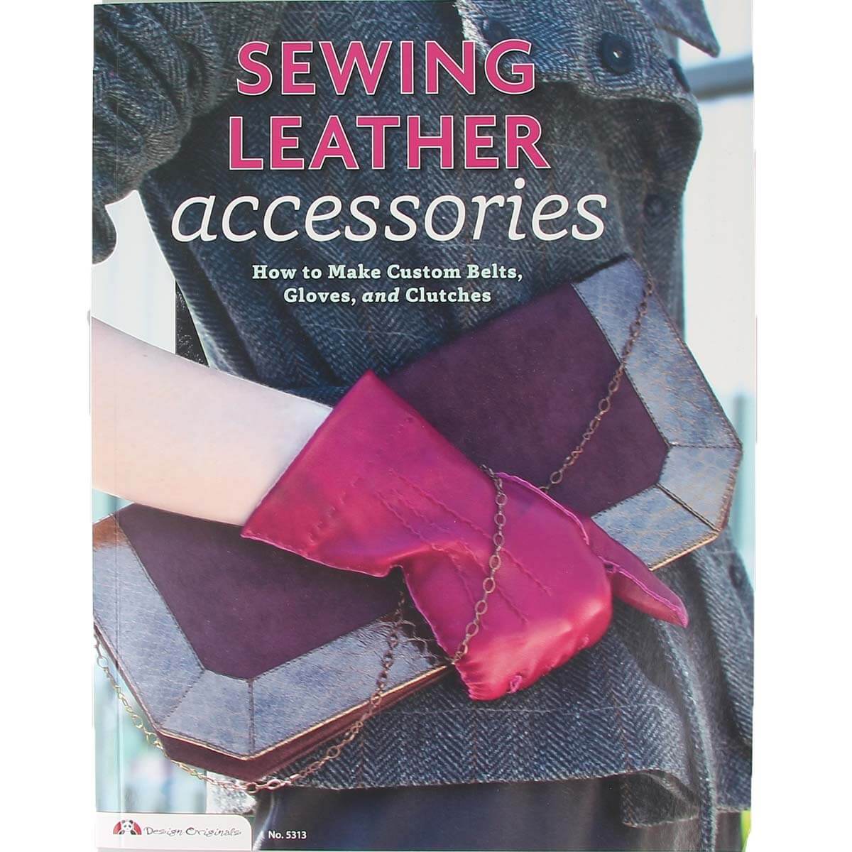 Livre Tandy Leather sur la couture d'accessoires en cuir, guide illustré pour créer des accessoires en cuir à coudre.