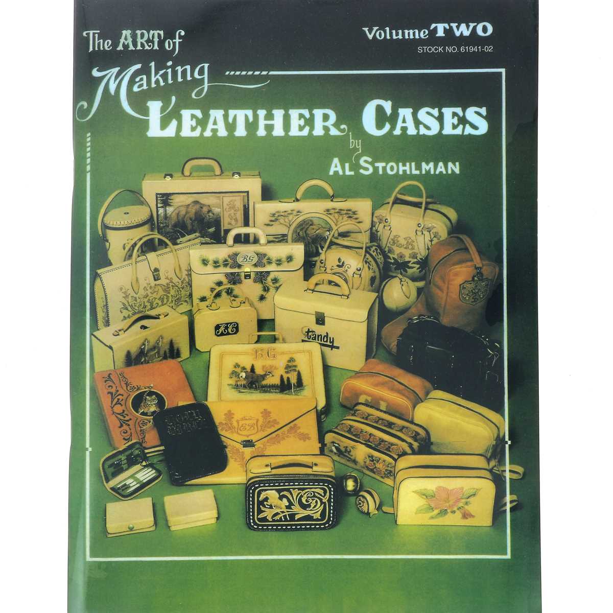 Livre Tandy Leather "The Art of Making Leather Cases" Volume 2, guide pour créer des étuis en cuir, livre et patron de couture.