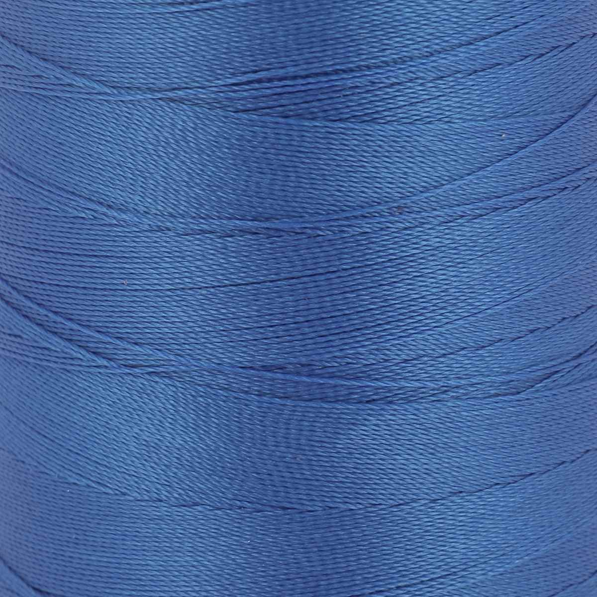 Bobine de fil polyester GRAL N°30 de 1000m en bleu moyen, marque Coats, pour couture et mercerie.