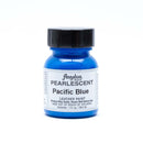 Peinture acrylique nacrée Angelus Pacific Blue pour cuir, teinture de 29,5 ml avec finition perle nacrée.