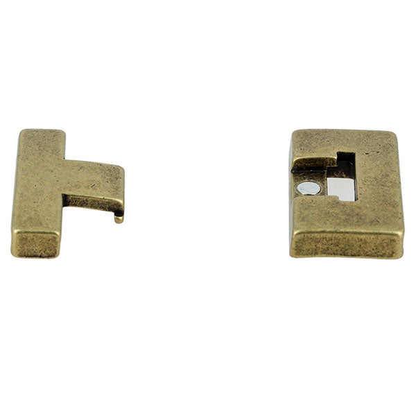 Fermoir bijou ISA aimanté pour lacet plat, création de bijoux, finition élégante et pratique, image montrant le fermoir en détail.