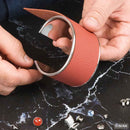 Bracelet manchette en inox de la marque Ivan, accessoire élégant avec finition métallique brillante.