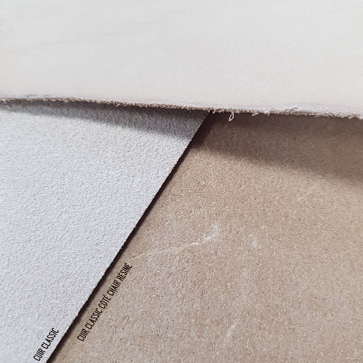 Morceau de cuir tannage végétal naturel CLASSIC avec envers résiné incolore, fabriqué par la marque Autres.