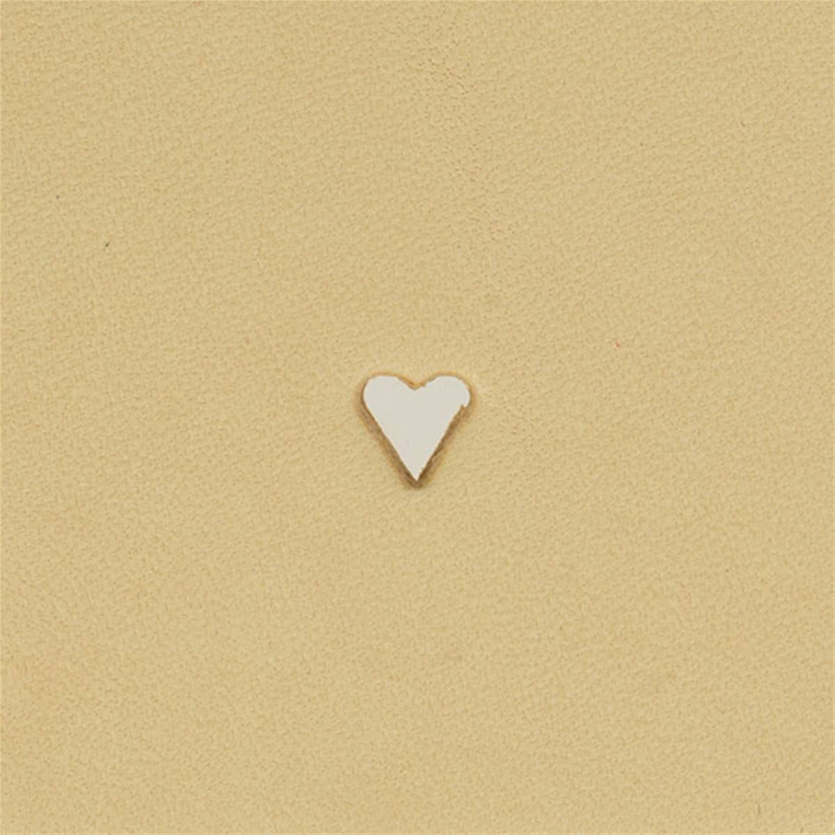 Outil emporte-pièce de précision en forme de cœur, diamètre 7 mm, pour travaux de découpe précis.