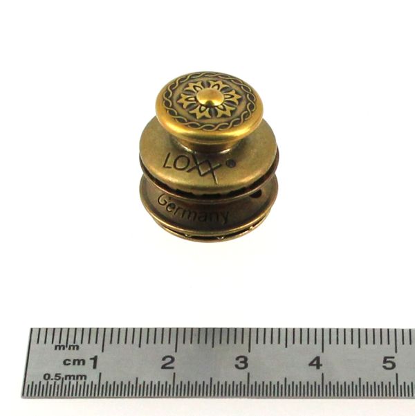 Fermeture autobloquante LOXX Victoria en laiton vieilli, accessoire de fixation robuste et élégante pour projets de bricolage.