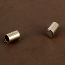 Fermoir bijou cylindre aimanté en or rose, lisse pour lacet rond 5 mm, création de bijoux élégante et facile à fixer.