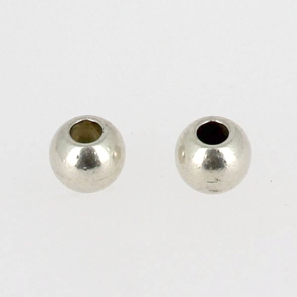 Fermoir bijou en argent vieilli avec boules aimantées et lacet en cuir 5 mm pour création de bijoux.