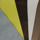 Lot surprise de morceaux de cuir divers Deco Cuir, variété de textures et couleurs pour projets créatifs.