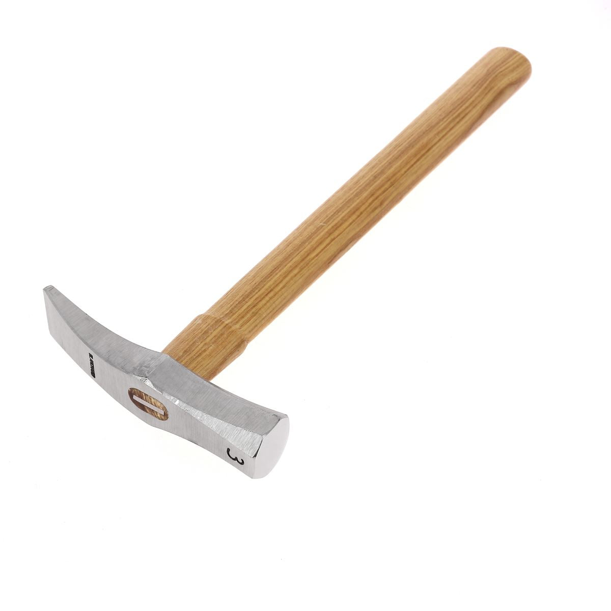 Marteau rivoir Vergez Blanchard, outil robuste en métal avec manche en bois, utilisé pour rivets et travaux de ferronnerie.