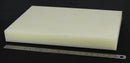 Planche de découpe en ERTALON 200x150 mm, épaisseur 20 mm, outil Deco Cuir, surface lisse et résistante.